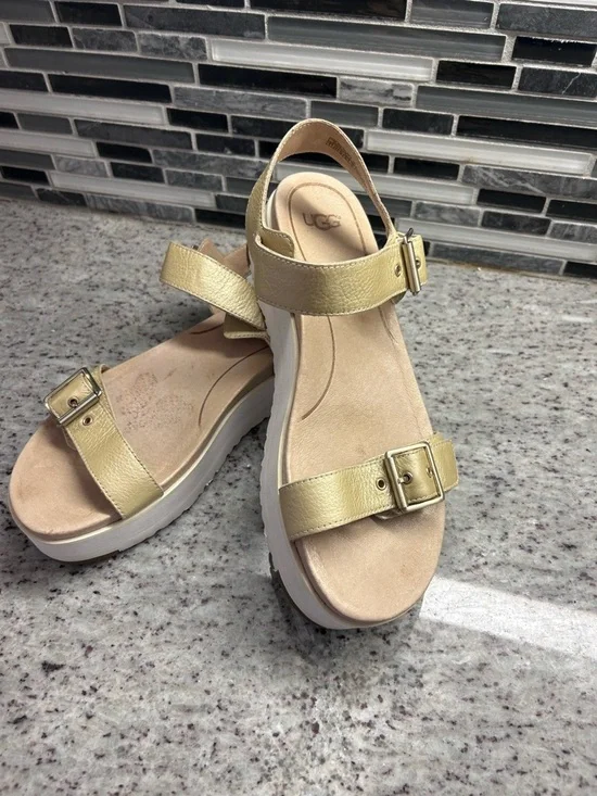 UGG Gold Leather Platform Buckle Sandals size 8 - Picture 1 of 13